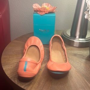 Limited Release Peach Poppy Tieks! 🍑